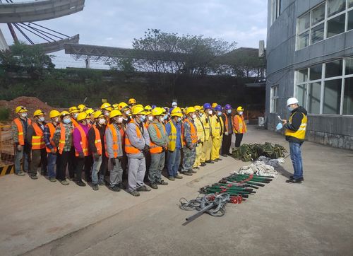 龙游站接触网改造施工初战告捷